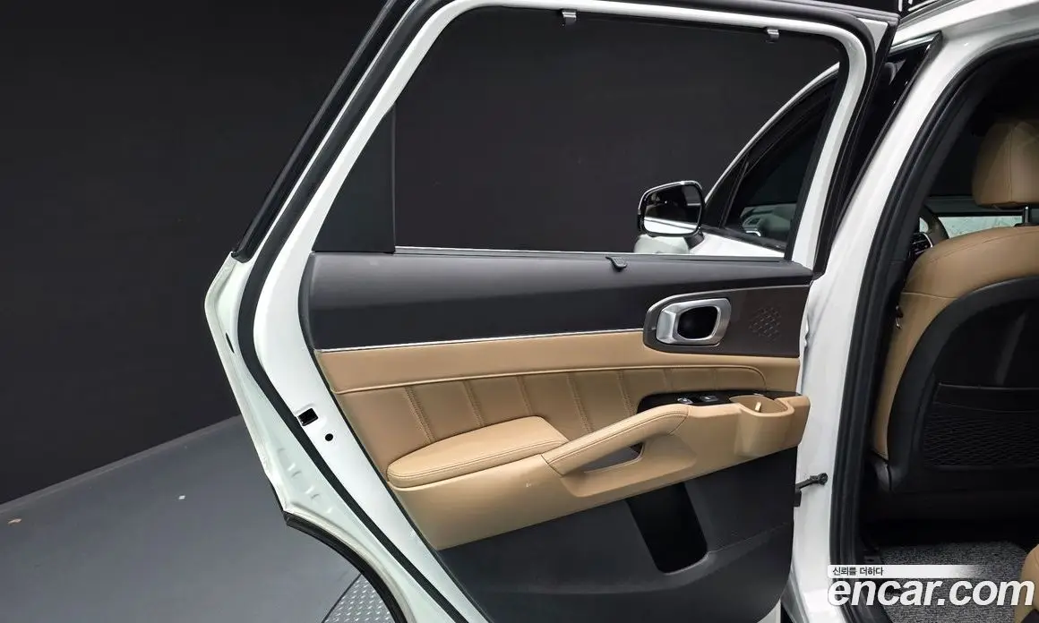 Kia Sorento 2025 2.5 автомат (гидро), фото 15 Kia Sorento 2025 2.5 автомат (гидро), фото 15