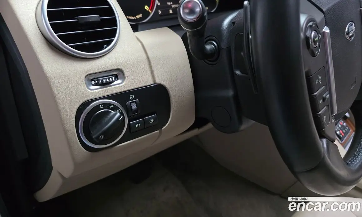 Land Rover Discovery 2016 3.0 автомат (гидро), фото 14