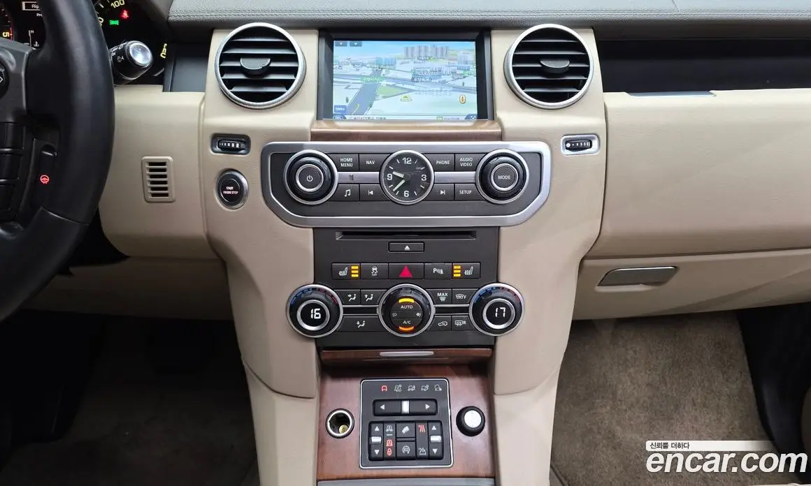 Land Rover Discovery 2016 3.0 автомат (гидро), фото 15