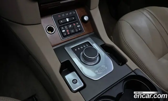 Land Rover Discovery 2016 3.0 автомат (гидро), миниатюра 9