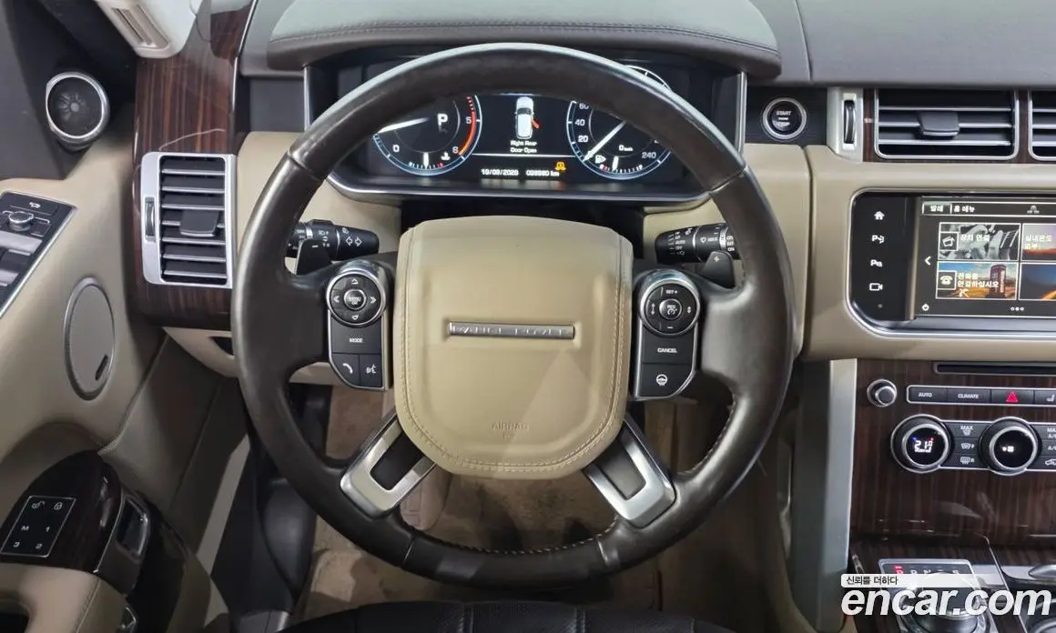 Land Rover Range Rover 2015 4.4 автомат (гидро), фото 13