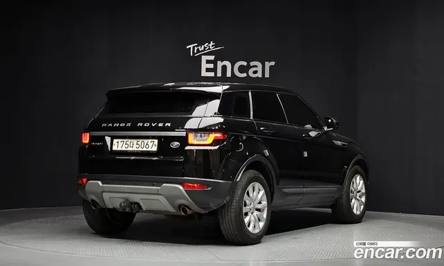 Land Rover Range Rover Evoque 2018 2.0 автомат (гидро), миниатюра 2 Land Rover Range Rover Evoque 2018 2.0 автомат (гидро), миниатюра 2
