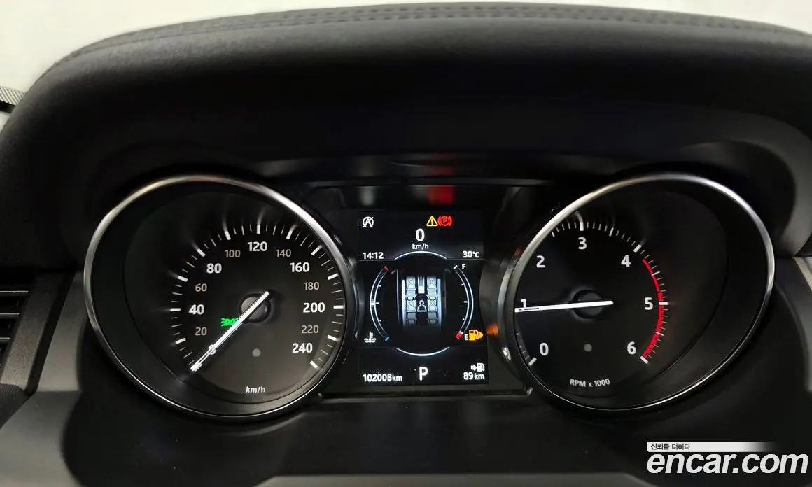 Land Rover Range Rover Evoque 2018 2.0 автомат (гидро), фото 11 Land Rover Range Rover Evoque 2018 2.0 автомат (гидро), фото 11