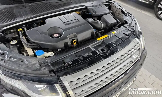 Land Rover Range Rover Evoque 2018 2.0 автомат (гидро), миниатюра 6 Land Rover Range Rover Evoque 2018 2.0 автомат (гидро), миниатюра 6