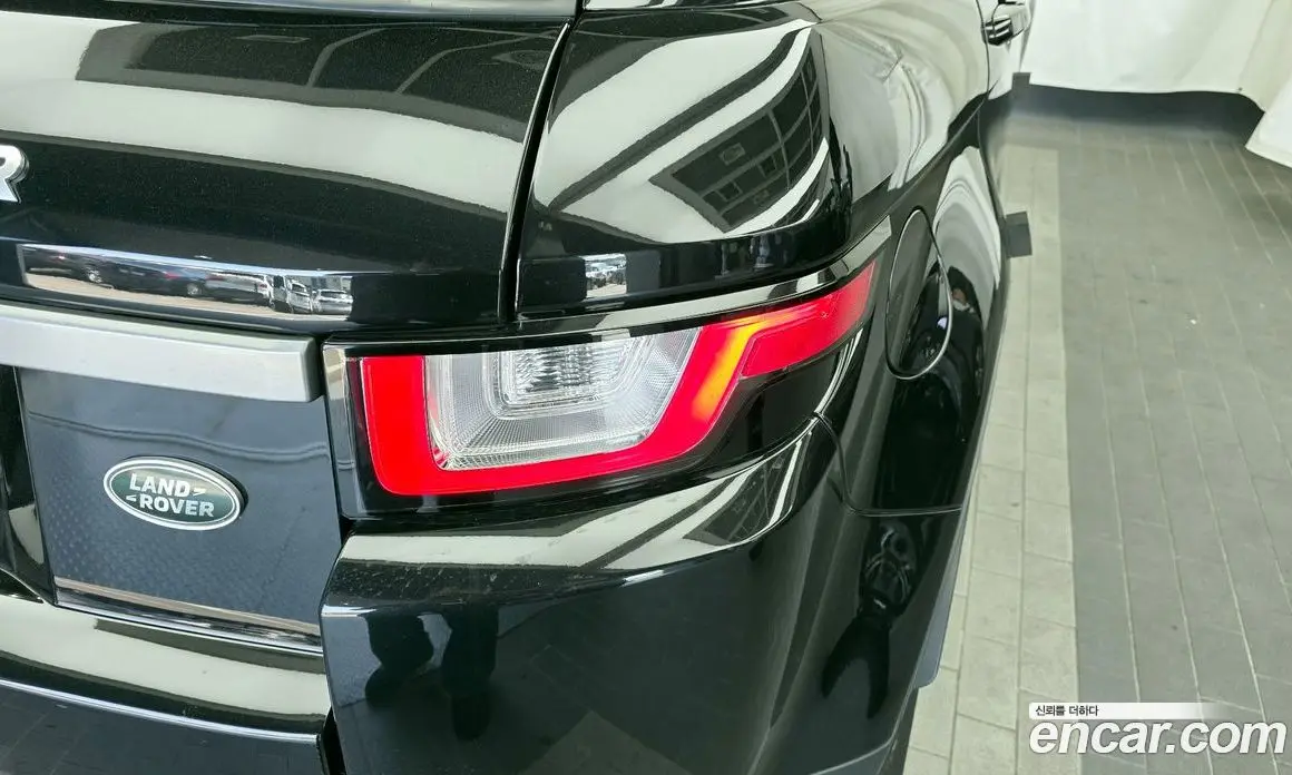 Land Rover Range Rover Evoque 2018 2.0 автомат (гидро), фото 9 Land Rover Range Rover Evoque 2018 2.0 автомат (гидро), фото 9