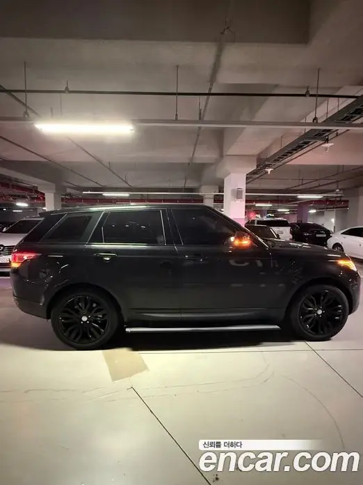 Land Rover Range Rover Sport 2016 3.0 автомат (гидро), миниатюра 4 Land Rover Range Rover Sport 2016 3.0 автомат (гидро), миниатюра 4