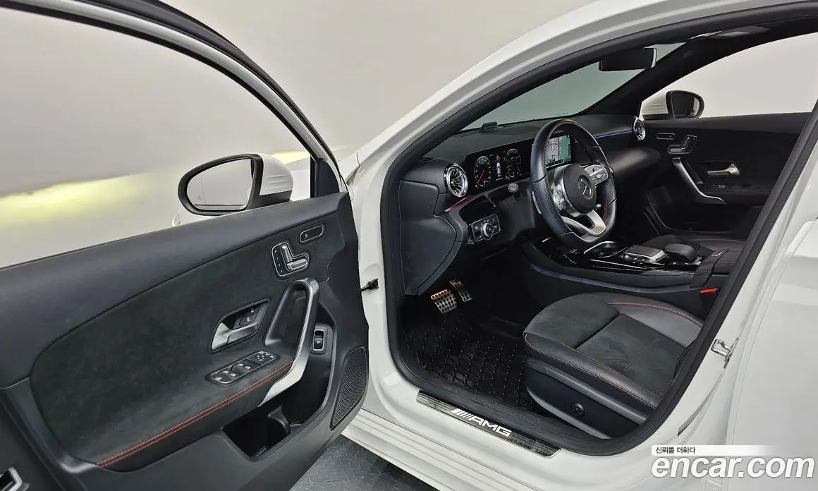Mercedes-Benz A-Class 2021 2.0 автомат (гидро), фото 13 Mercedes-Benz A-Class 2021 2.0 автомат (гидро), фото 13