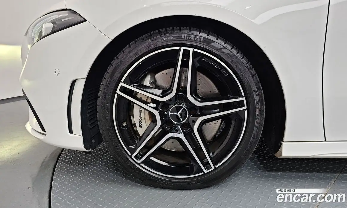 Mercedes-Benz A-Class 2021 2.0 автомат (гидро), фото 5 Mercedes-Benz A-Class 2021 2.0 автомат (гидро), фото 5