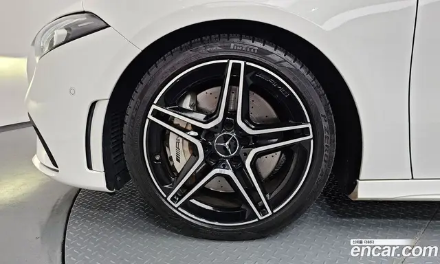 Mercedes-Benz A-Class 2021 2.0 автомат (гидро), миниатюра 5 Mercedes-Benz A-Class 2021 2.0 автомат (гидро), миниатюра 5