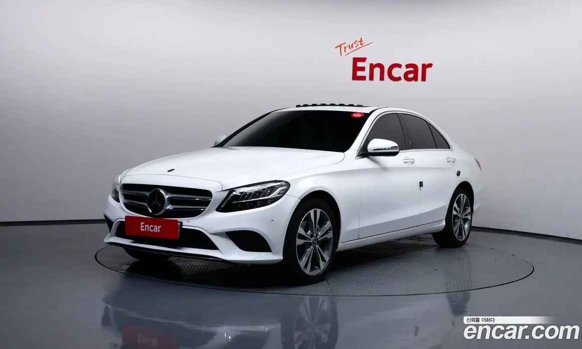 Mercedes-Benz C-Class 2021 1.9 автомат (гидро), фото 1 Mercedes-Benz C-Class 2021 1.9 автомат (гидро), фото 1