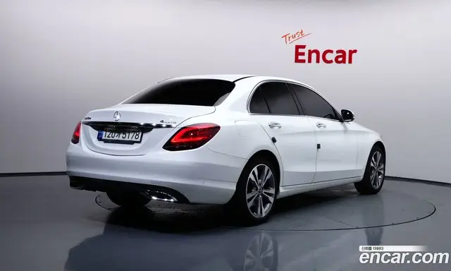 Mercedes-Benz C-Class 2021 1.9 автомат (гидро), миниатюра 2 Mercedes-Benz C-Class 2021 1.9 автомат (гидро), миниатюра 2