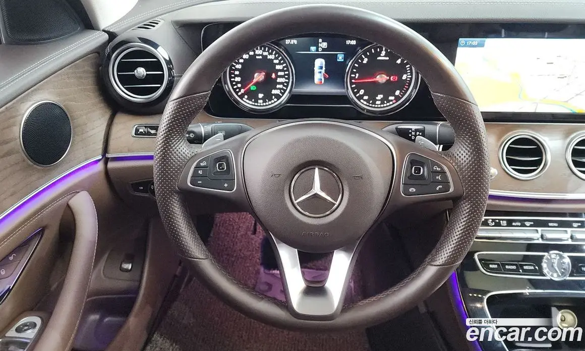 Mercedes-Benz E-Class 2018 1.9 автомат (гидро), фото 19 Mercedes-Benz E-Class 2018 1.9 автомат (гидро), фото 19