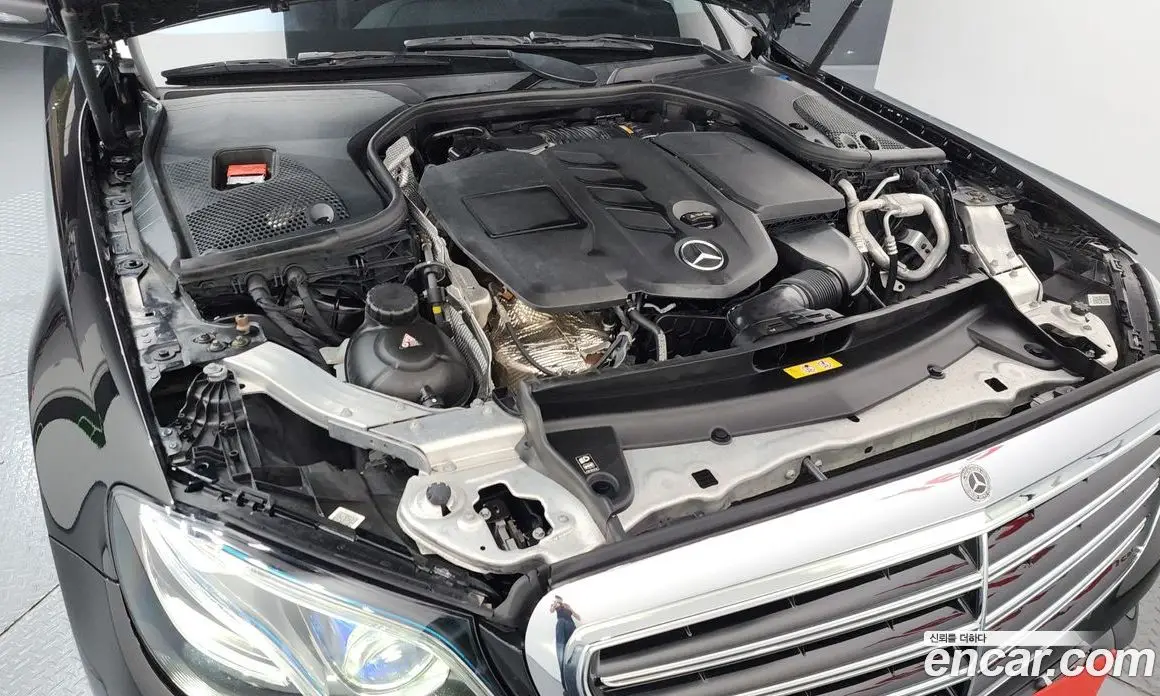Mercedes-Benz E-Class 2018 1.9 автомат (гидро), фото 6 Mercedes-Benz E-Class 2018 1.9 автомат (гидро), фото 6