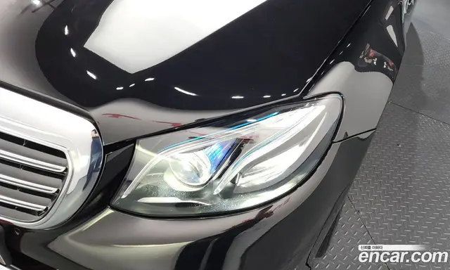 Mercedes-Benz E-Class 2018 1.9 автомат (гидро), миниатюра 8 Mercedes-Benz E-Class 2018 1.9 автомат (гидро), миниатюра 8