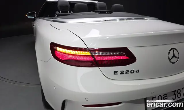 Mercedes-Benz E-Class 2018 1.9 автомат (гидро), миниатюра 8