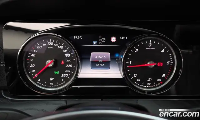 Mercedes-Benz E-Class 2018 1.9 автомат (гидро), миниатюра 10