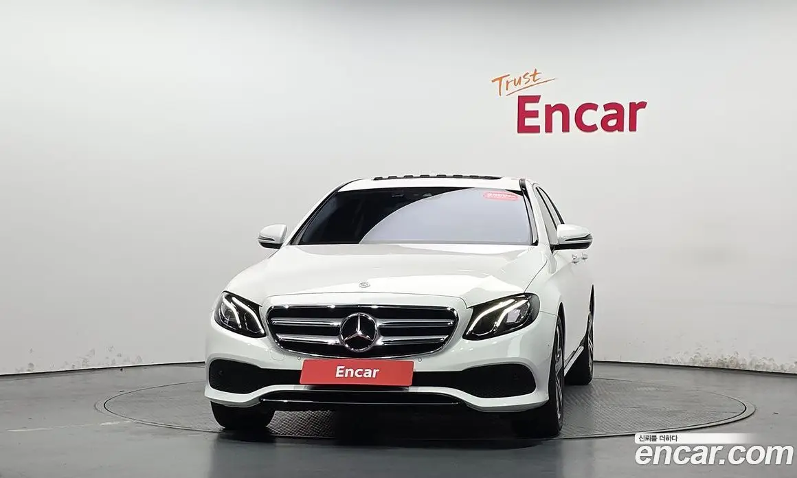 Mercedes-Benz E-Class 2019 2.0 автомат (гидро), фото 2 Mercedes-Benz E-Class 2019 2.0 автомат (гидро), фото 2