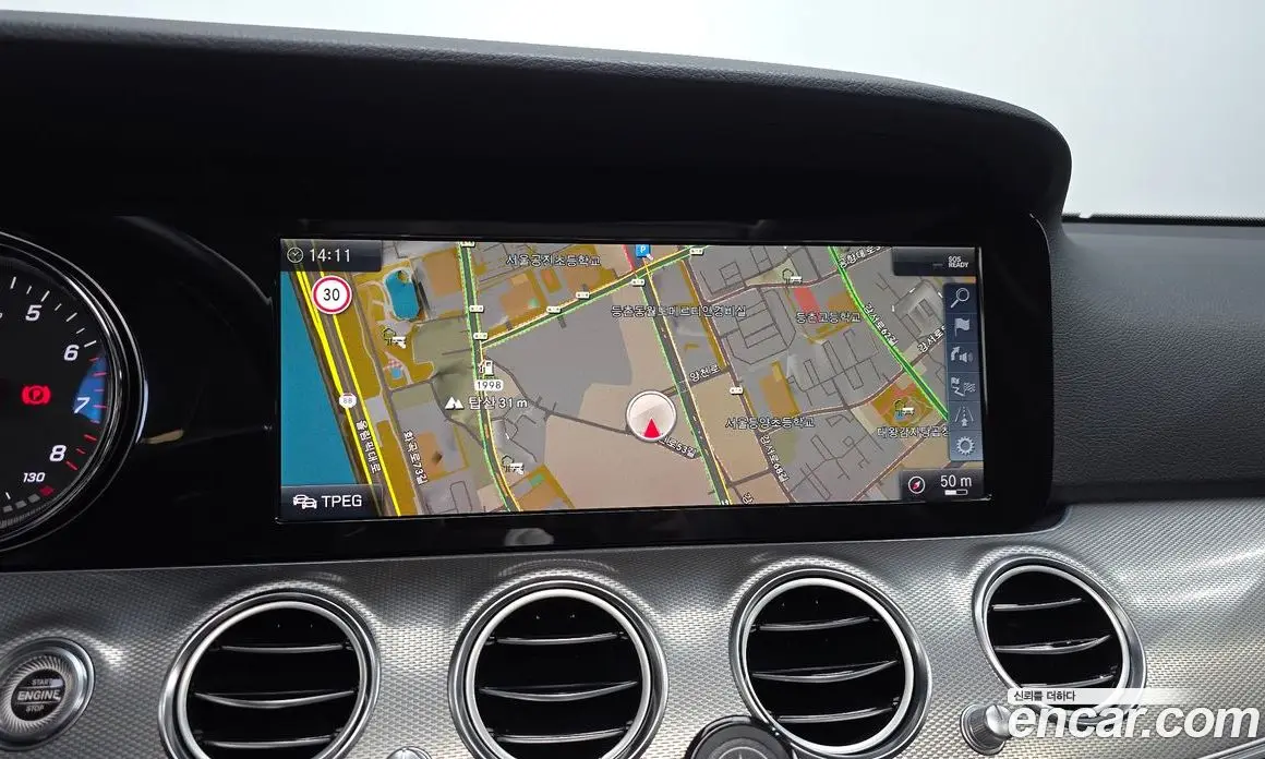 Mercedes-Benz E-Class 2019 2.0 автомат (гидро), фото 15 Mercedes-Benz E-Class 2019 2.0 автомат (гидро), фото 15