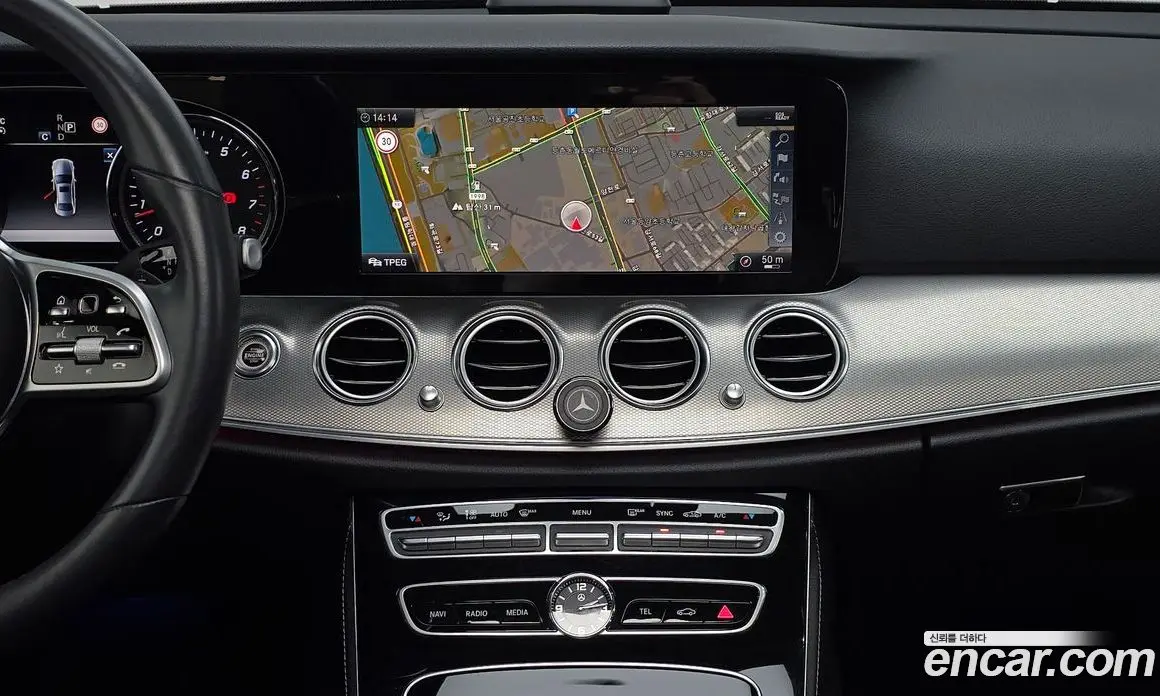 Mercedes-Benz E-Class 2019 2.0 автомат (гидро), фото 19 Mercedes-Benz E-Class 2019 2.0 автомат (гидро), фото 19