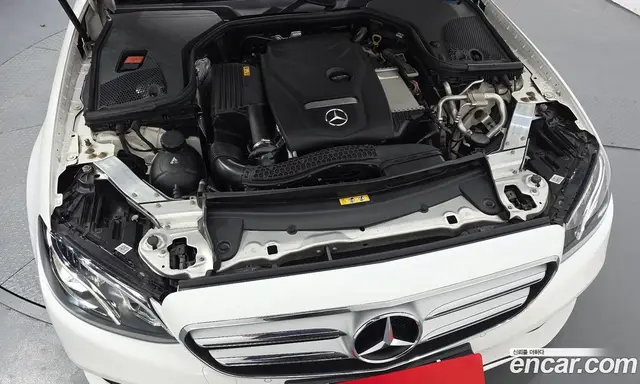 Mercedes-Benz E-Class 2019 2.0 автомат (гидро), миниатюра 5 Mercedes-Benz E-Class 2019 2.0 автомат (гидро), миниатюра 5