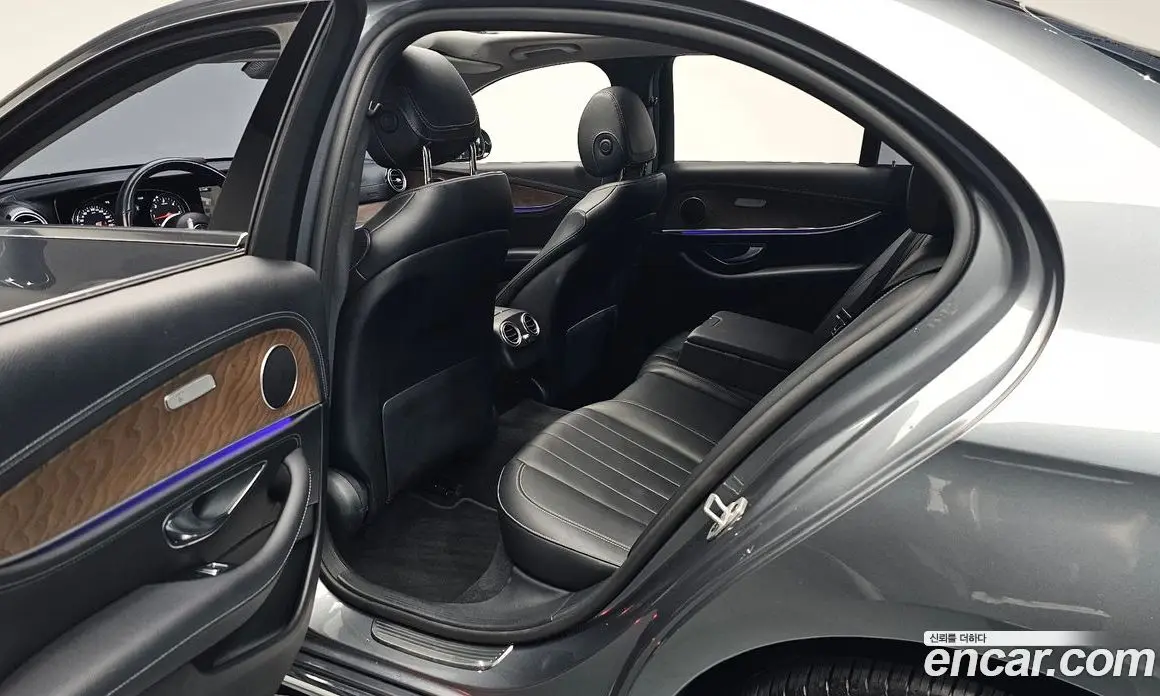 Mercedes-Benz E-Class 2019 1.9 автомат (гидро), фото 16