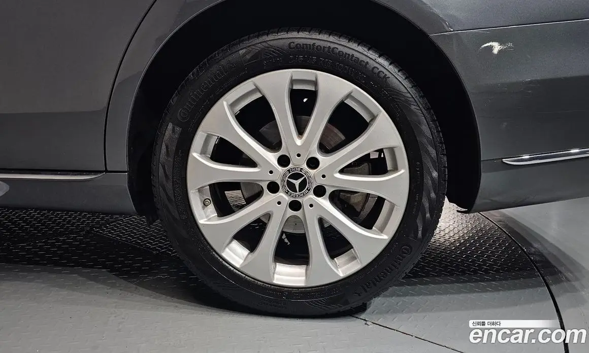 Mercedes-Benz E-Class 2019 1.9 автомат (гидро), фото 6
