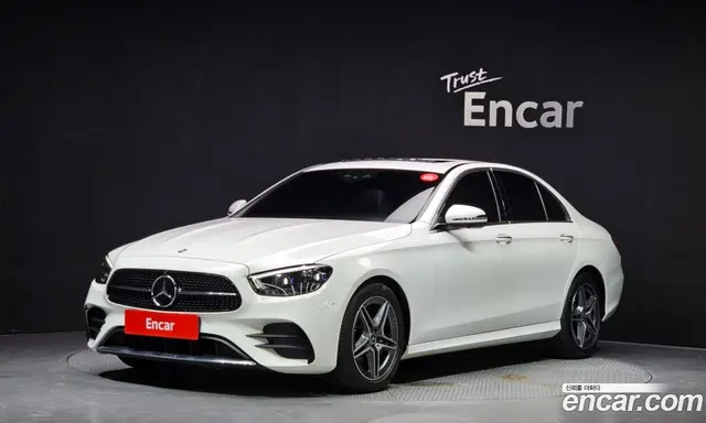 Mercedes-Benz E-Class, 2023, 70 214 км