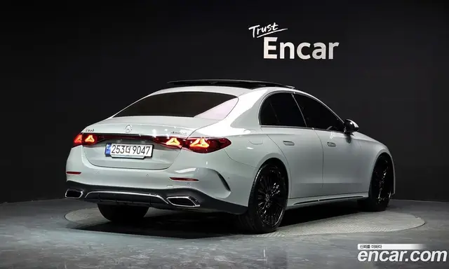 Mercedes-Benz E-Class 2024 2.0 автомат (гидро), миниатюра 2 Mercedes-Benz E-Class 2024 2.0 автомат (гидро), миниатюра 2