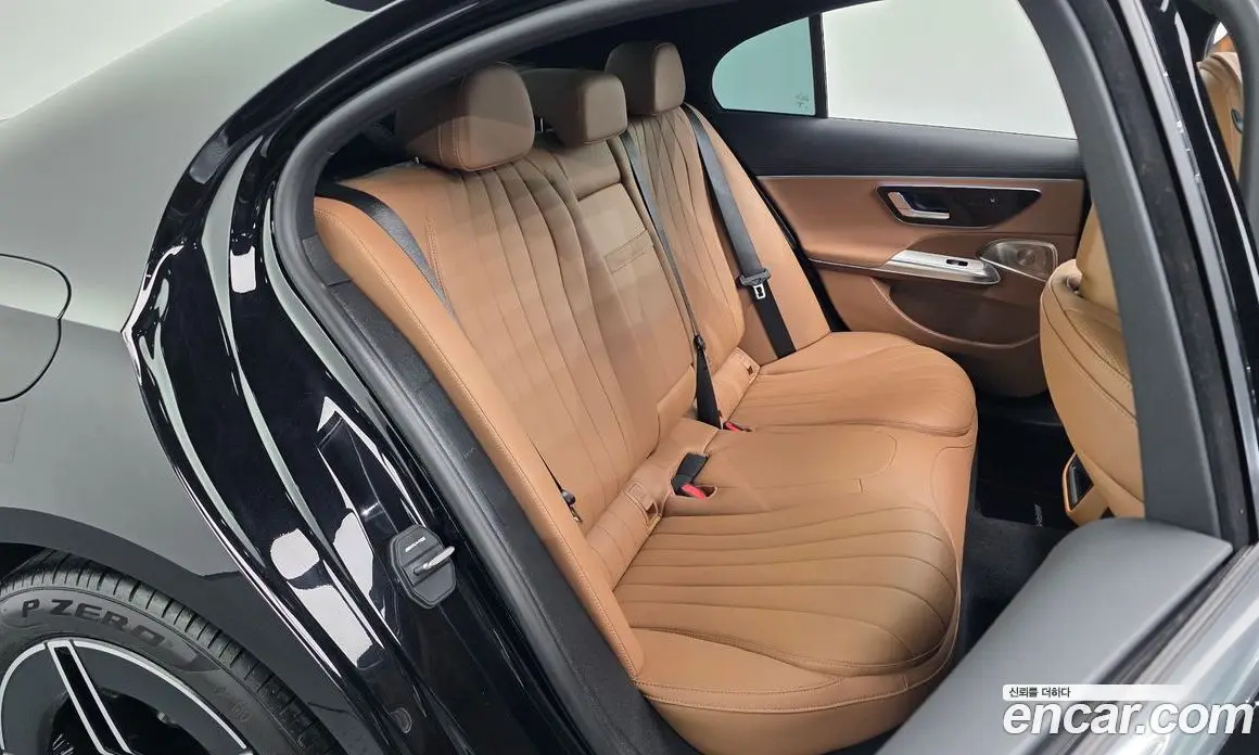 Mercedes-Benz E-Class 2024 2.0 автомат (гидро), фото 16 Mercedes-Benz E-Class 2024 2.0 автомат (гидро), фото 16