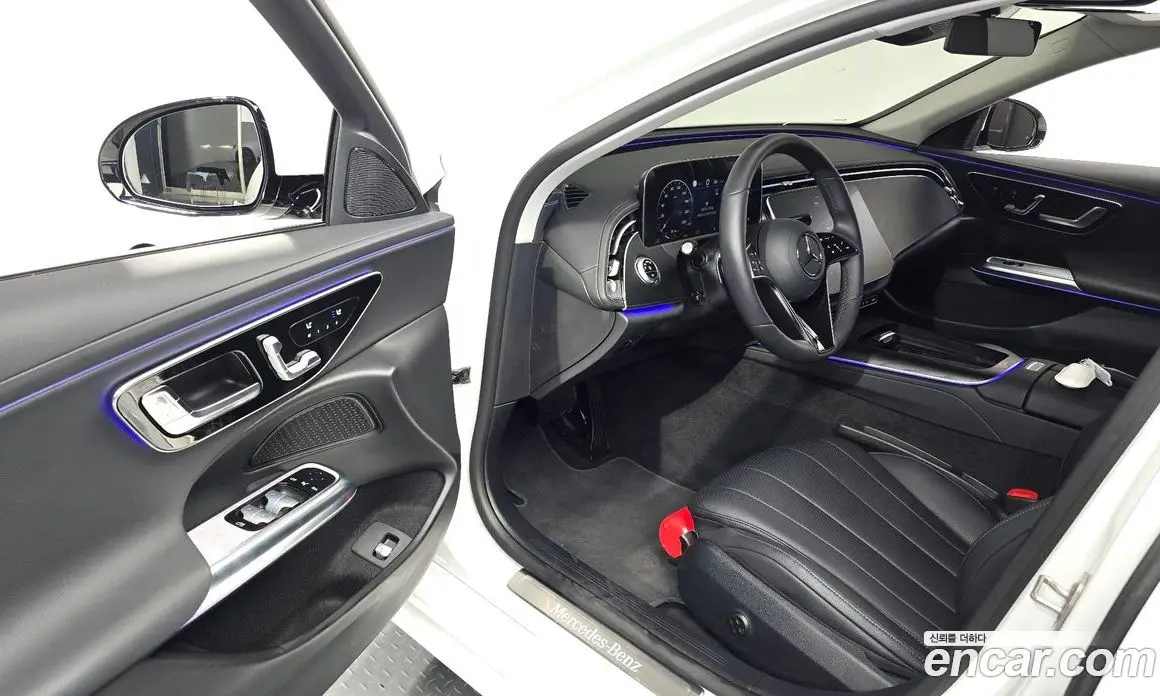 Mercedes-Benz E-Class 2024 2.0 автомат (гидро), фото 13