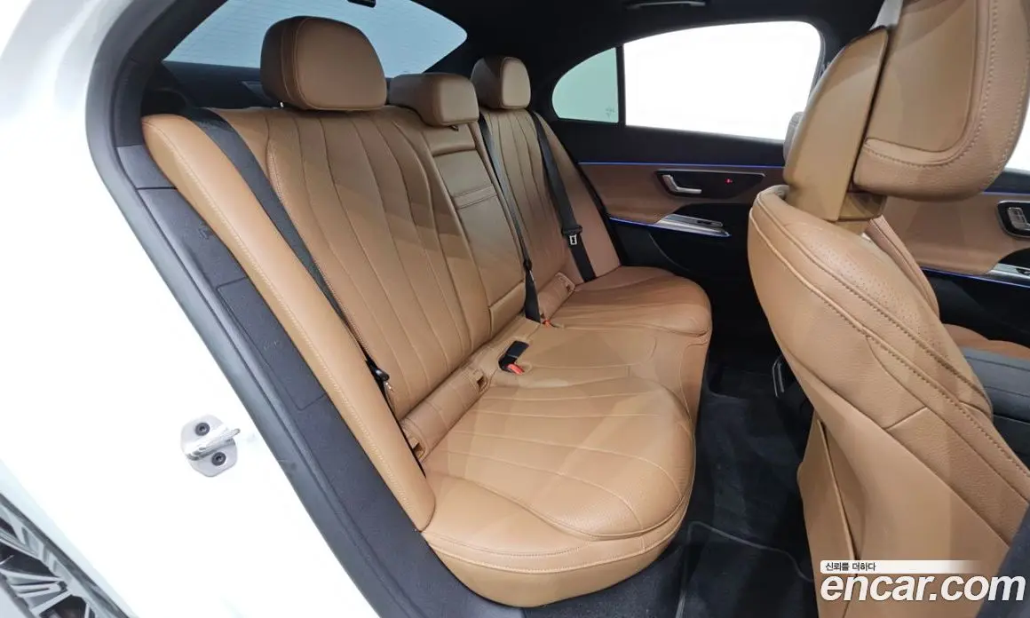 Mercedes-Benz E-Class 2025 2.0 автомат (гидро), фото 17 Mercedes-Benz E-Class 2025 2.0 автомат (гидро), фото 17