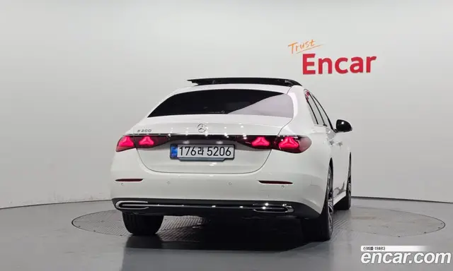 Mercedes-Benz E-Class 2025 2.0 автомат (гидро), миниатюра 4 Mercedes-Benz E-Class 2025 2.0 автомат (гидро), миниатюра 4