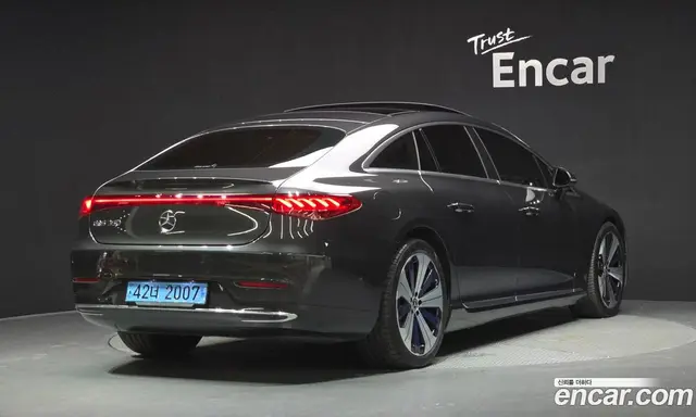 Mercedes-Benz EQS 2022 0.3 автомат (гидро), миниатюра 2
