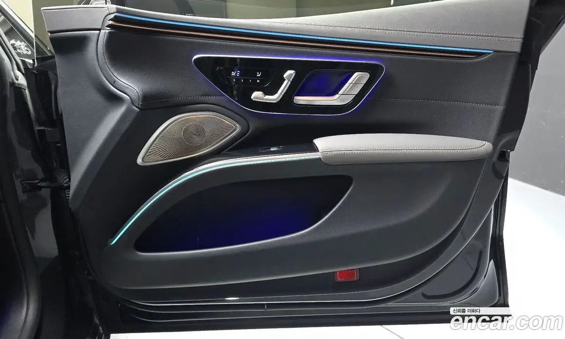 Mercedes-Benz EQS 2022 0.3 автомат (гидро), фото 15