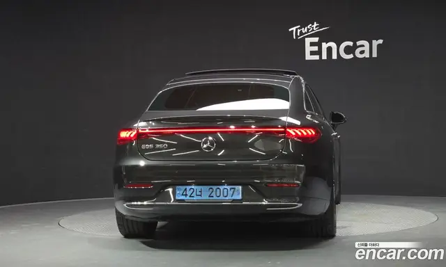 Mercedes-Benz EQS 2022 0.3 автомат (гидро), миниатюра 4
