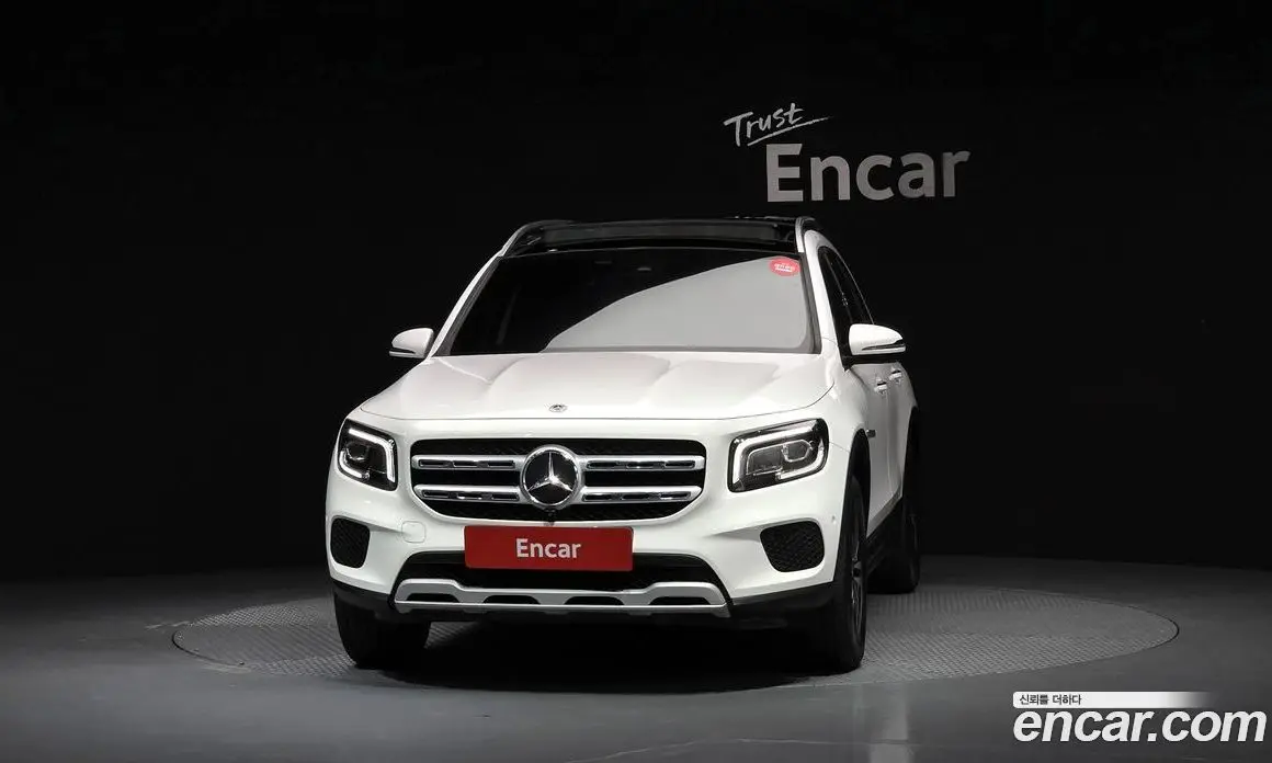 Mercedes-Benz GLB-Class 2021 1.9 автомат (гидро), фото 3 Mercedes-Benz GLB-Class 2021 1.9 автомат (гидро), фото 3