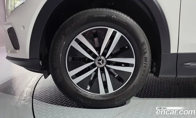 Mercedes-Benz GLB-Class 2021 1.9 автомат (гидро), миниатюра 5 Mercedes-Benz GLB-Class 2021 1.9 автомат (гидро), миниатюра 5