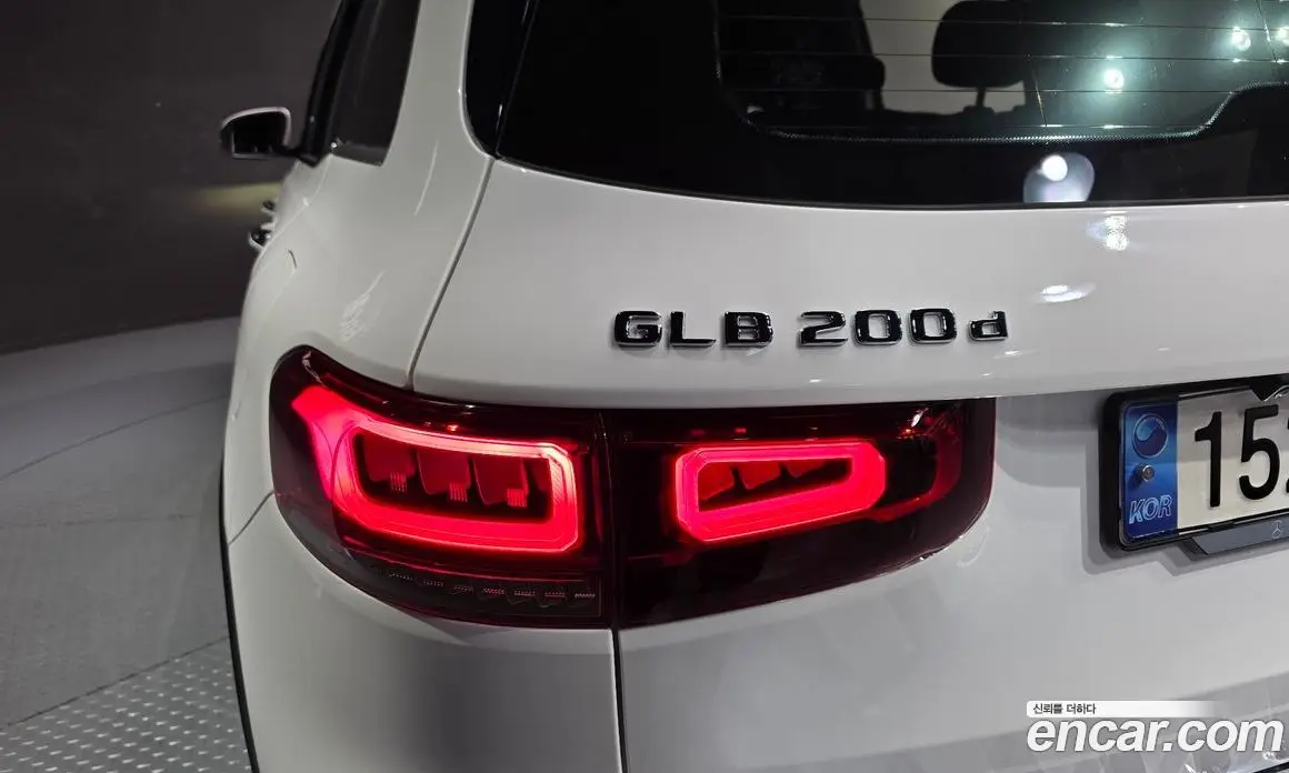Mercedes-Benz GLB-Class 2021 1.9 автомат (гидро), фото 9 Mercedes-Benz GLB-Class 2021 1.9 автомат (гидро), фото 9