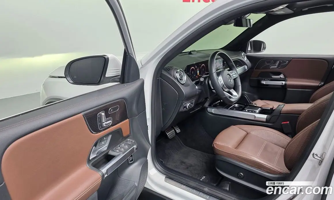 Mercedes-Benz GLB-Class 2022 2.0 автомат (гидро), фото 13 Mercedes-Benz GLB-Class 2022 2.0 автомат (гидро), фото 13