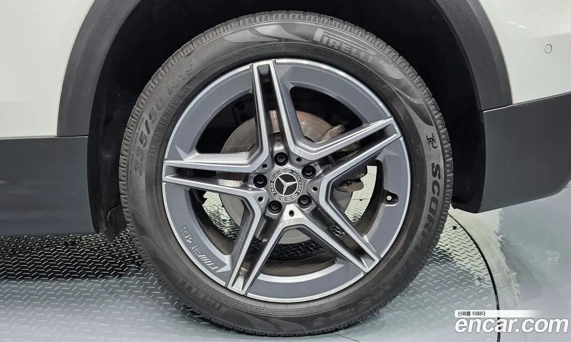 Mercedes-Benz GLB-Class 2022 2.0 автомат (гидро), фото 7 Mercedes-Benz GLB-Class 2022 2.0 автомат (гидро), фото 7