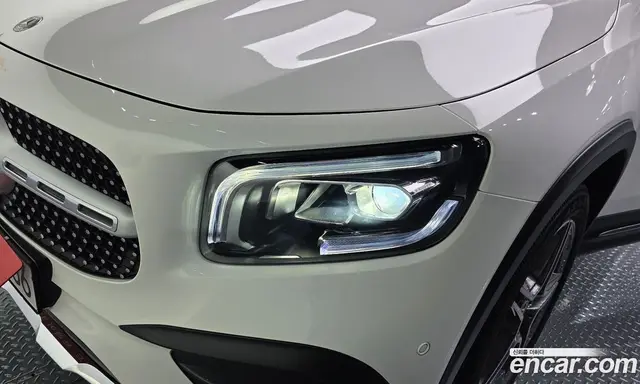 Mercedes-Benz GLB-Class 2022 2.0 автомат (гидро), миниатюра 8 Mercedes-Benz GLB-Class 2022 2.0 автомат (гидро), миниатюра 8