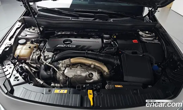 Mercedes-Benz GLB-Class 2022 2.0 автомат (гидро), миниатюра 5