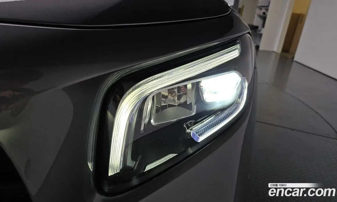 Mercedes-Benz GLB-Class 2022 2.0 автомат (гидро), фото 7