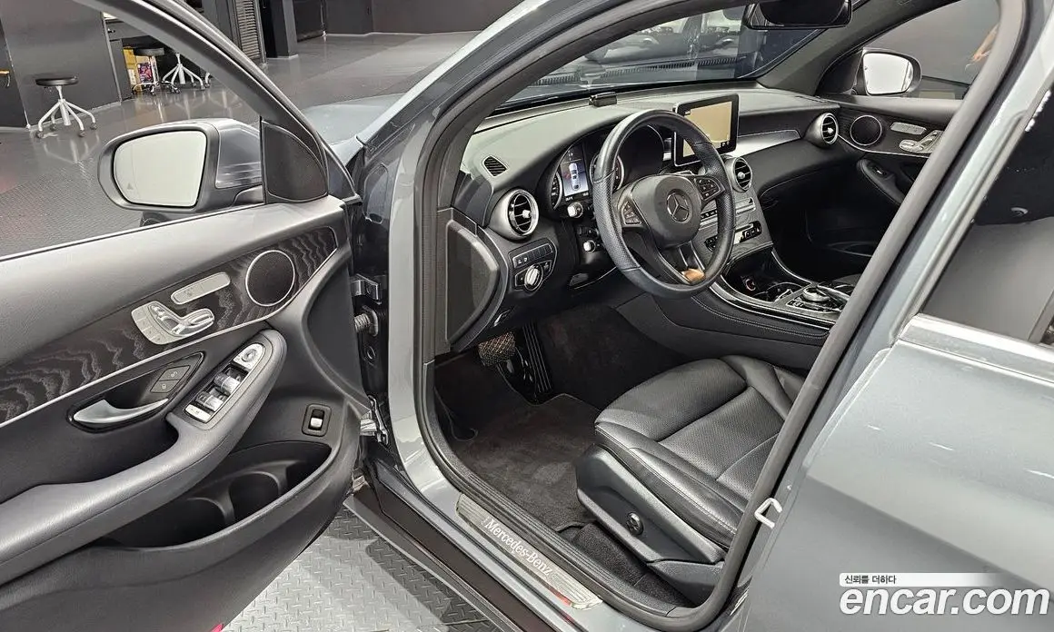 Mercedes-Benz GLC-Class 2019 2.0 автомат (гидро), фото 13 Mercedes-Benz GLC-Class 2019 2.0 автомат (гидро), фото 13