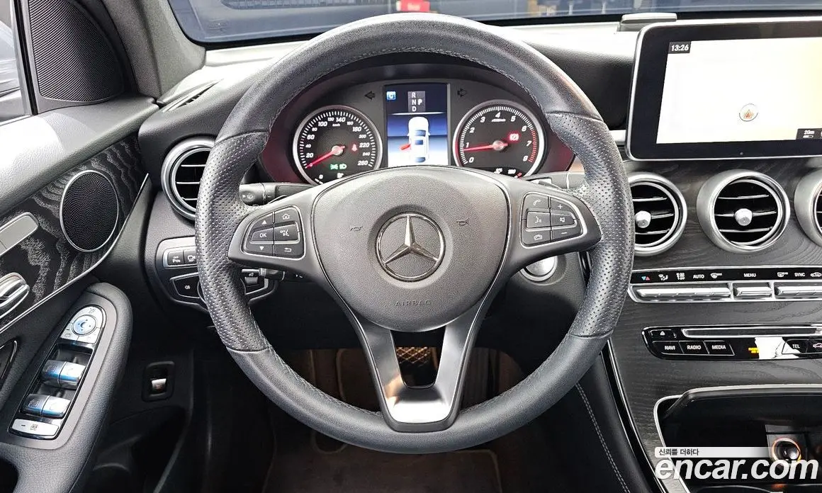 Mercedes-Benz GLC-Class 2019 2.0 автомат (гидро), фото 19 Mercedes-Benz GLC-Class 2019 2.0 автомат (гидро), фото 19