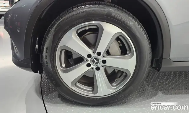 Mercedes-Benz GLC-Class 2019 2.0 автомат (гидро), миниатюра 5 Mercedes-Benz GLC-Class 2019 2.0 автомат (гидро), миниатюра 5