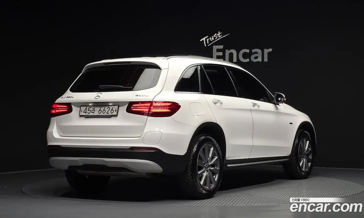 Mercedes-Benz GLC-Class 2019 2.0 автомат (гидро), фото 2 Mercedes-Benz GLC-Class 2019 2.0 автомат (гидро), фото 2