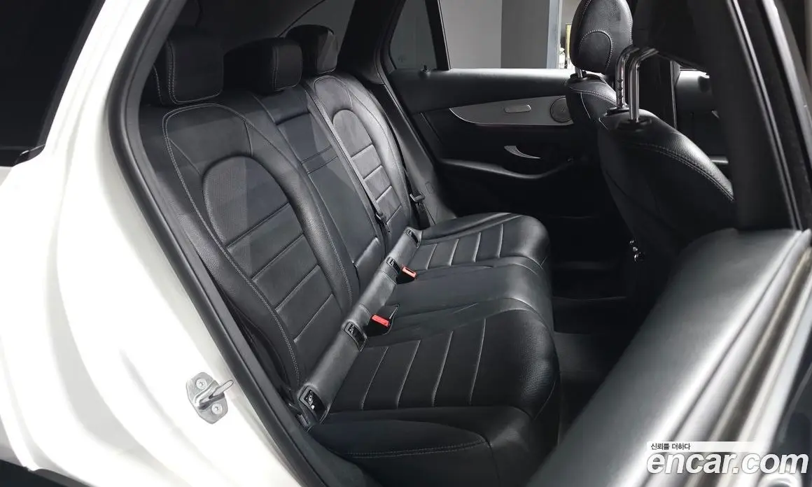 Mercedes-Benz GLC-Class 2019 2.0 автомат (гидро), фото 18 Mercedes-Benz GLC-Class 2019 2.0 автомат (гидро), фото 18