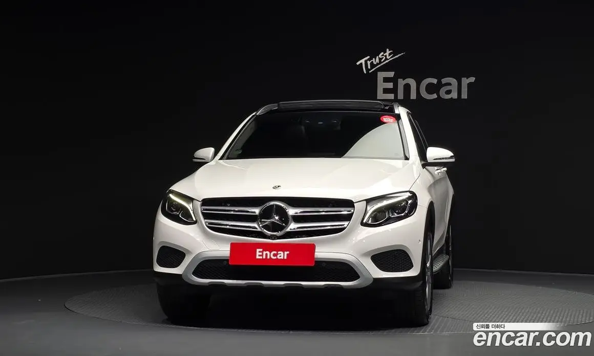 Mercedes-Benz GLC-Class 2019 2.0 автомат (гидро), фото 3 Mercedes-Benz GLC-Class 2019 2.0 автомат (гидро), фото 3