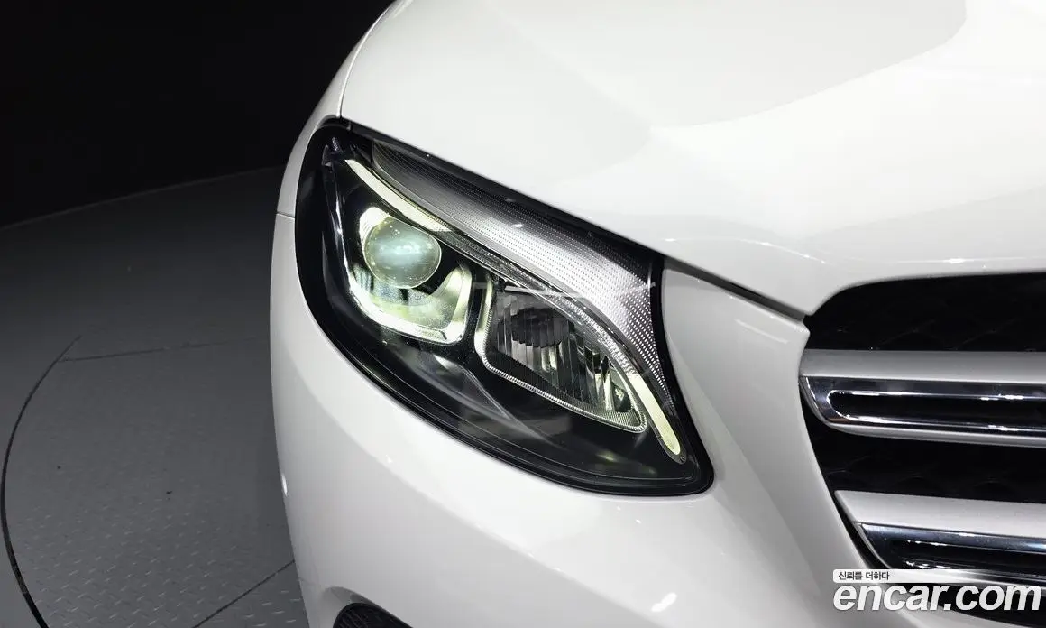 Mercedes-Benz GLC-Class 2019 2.0 автомат (гидро), фото 8 Mercedes-Benz GLC-Class 2019 2.0 автомат (гидро), фото 8